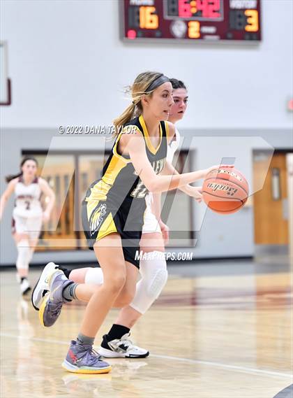 Thumbnail 3 in Bellevue vs Poolville (Mesquite Pit Classic Tournament) photogallery.
