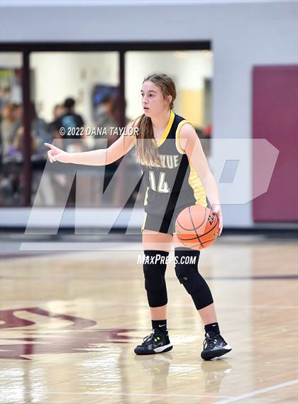 Thumbnail 2 in Bellevue vs Poolville (Mesquite Pit Classic Tournament) photogallery.
