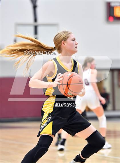 Thumbnail 2 in Bellevue vs Poolville (Mesquite Pit Classic Tournament) photogallery.