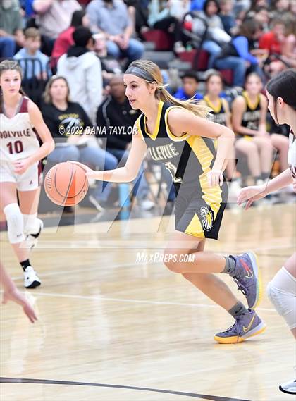 Thumbnail 2 in Bellevue vs Poolville (Mesquite Pit Classic Tournament) photogallery.