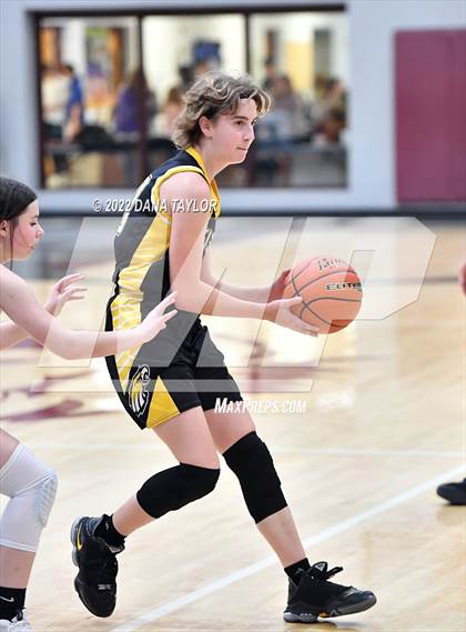 Thumbnail 3 in Bellevue vs Poolville (Mesquite Pit Classic Tournament) photogallery.