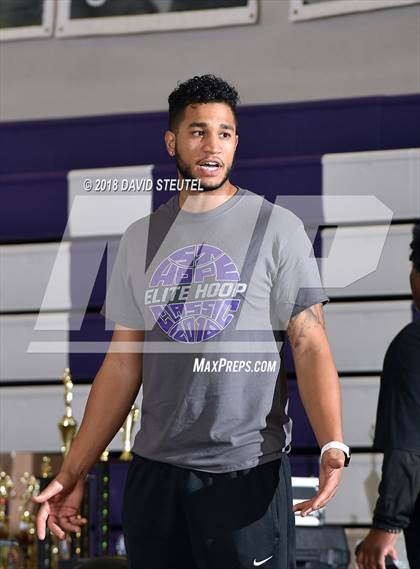 Thumbnail 1 in Bradshaw Christian vs. Christian Brothers (St. Hope Elite Classic) photogallery.