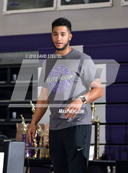 Thumbnail 2 in Bradshaw Christian vs. Christian Brothers (St. Hope Elite Classic) photogallery.
