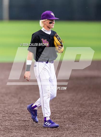 Thumbnail 3 in Lehi vs. Corner Canyon (UHSAA 6A Final) photogallery.
