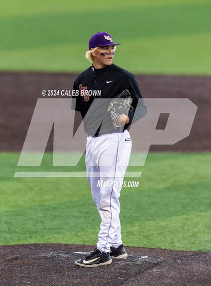 Thumbnail 3 in Lehi vs. Corner Canyon (UHSAA 6A Final) photogallery.