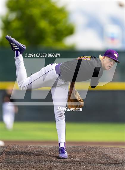 Thumbnail 3 in Lehi vs. Corner Canyon (UHSAA 6A Final) photogallery.