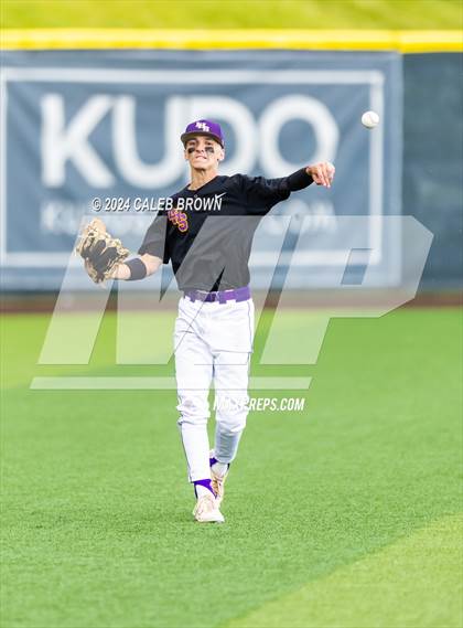 Thumbnail 2 in Lehi vs. Corner Canyon (UHSAA 6A Final) photogallery.
