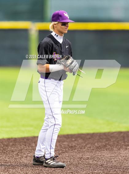 Thumbnail 3 in Lehi vs. Corner Canyon (UHSAA 6A Final) photogallery.