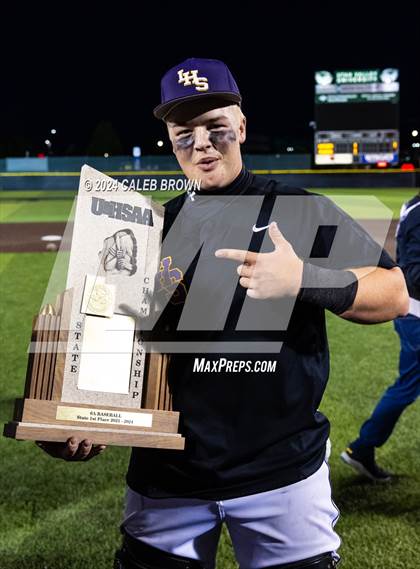 Thumbnail 1 in Lehi vs. Corner Canyon (UHSAA 6A Final) photogallery.