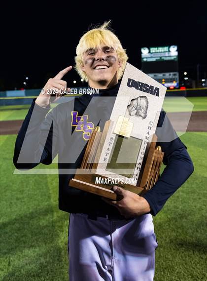 Thumbnail 2 in Lehi vs. Corner Canyon (UHSAA 6A Final) photogallery.