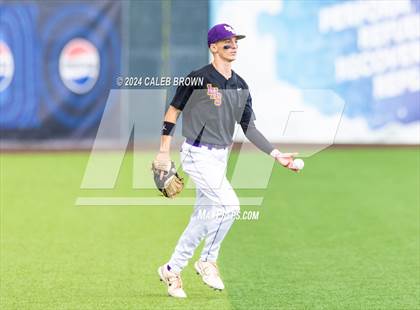 Thumbnail 3 in Lehi vs. Corner Canyon (UHSAA 6A Final) photogallery.