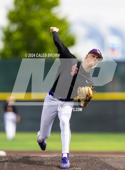 Thumbnail 2 in Lehi vs. Corner Canyon (UHSAA 6A Final) photogallery.