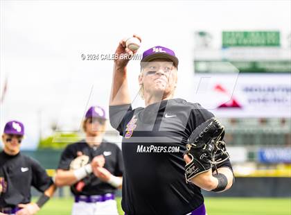 Thumbnail 3 in Lehi vs. Corner Canyon (UHSAA 6A Final) photogallery.