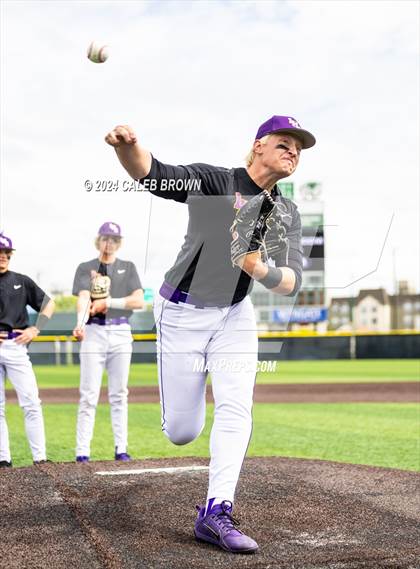 Thumbnail 1 in Lehi vs. Corner Canyon (UHSAA 6A Final) photogallery.