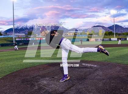 Thumbnail 2 in Lehi vs. Corner Canyon (UHSAA 6A Final) photogallery.