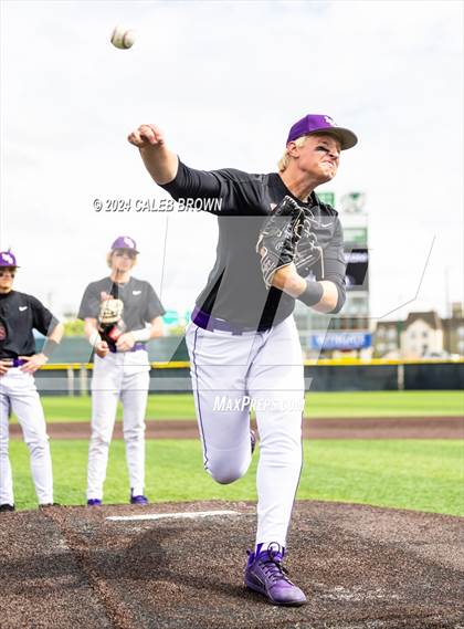 Thumbnail 3 in Lehi vs. Corner Canyon (UHSAA 6A Final) photogallery.