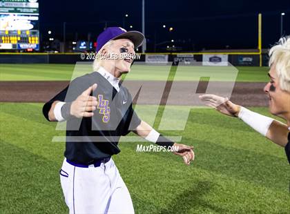 Thumbnail 3 in Lehi vs. Corner Canyon (UHSAA 6A Final) photogallery.