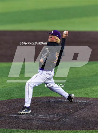 Thumbnail 2 in Lehi vs. Corner Canyon (UHSAA 6A Final) photogallery.