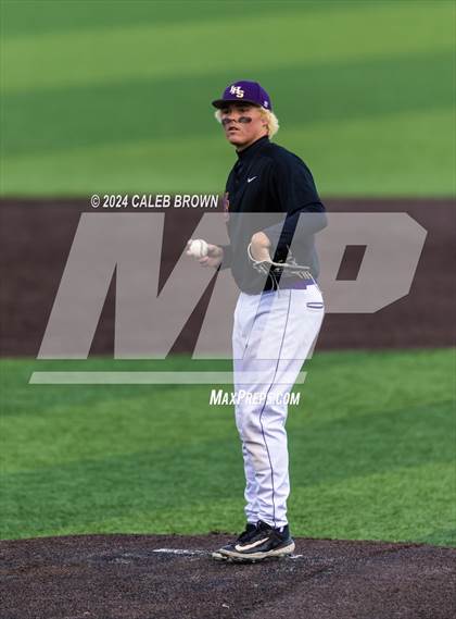 Thumbnail 2 in Lehi vs. Corner Canyon (UHSAA 6A Final) photogallery.