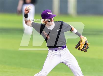 Thumbnail 3 in Lehi vs. Corner Canyon (UHSAA 6A Final) photogallery.