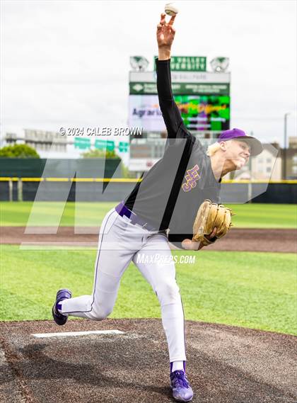 Thumbnail 2 in Lehi vs. Corner Canyon (UHSAA 6A Final) photogallery.