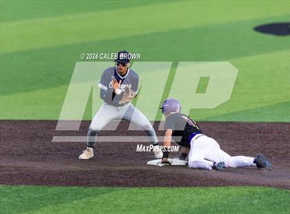 Thumbnail 3 in Lehi vs. Corner Canyon (UHSAA 6A Final) photogallery.