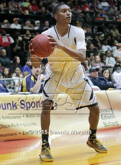 Thumbnail 1 in Bullard vs. Edison (CIF CS D1 Final) photogallery.