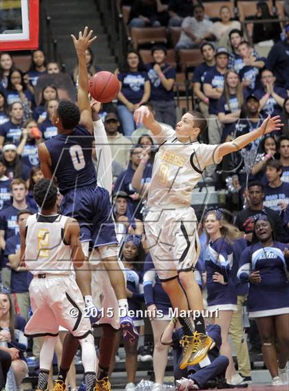 Thumbnail 3 in Bullard vs. Edison (CIF CS D1 Final) photogallery.