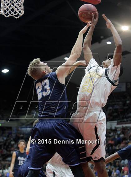 Thumbnail 3 in Bullard vs. Edison (CIF CS D1 Final) photogallery.