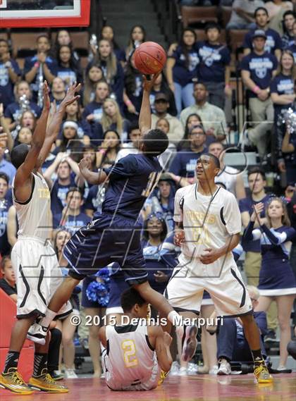 Thumbnail 1 in Bullard vs. Edison (CIF CS D1 Final) photogallery.