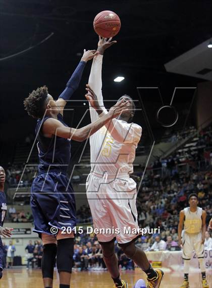 Thumbnail 1 in Bullard vs. Edison (CIF CS D1 Final) photogallery.