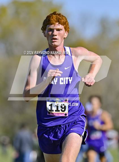 Thumbnail 2 in IHSAA Sectional 14 Terre Haute North Vigo Meet photogallery.