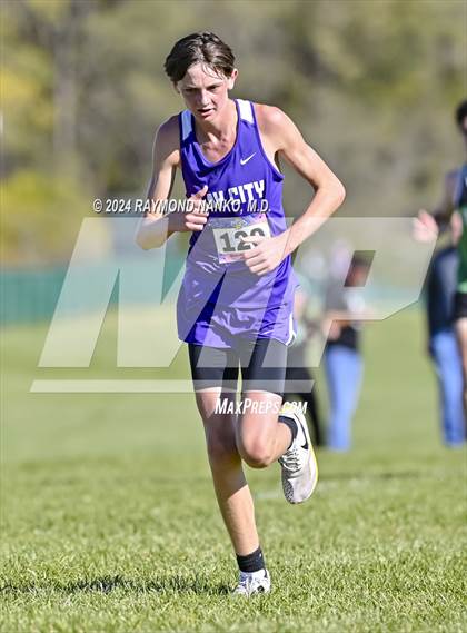 Thumbnail 2 in IHSAA Sectional 14 Terre Haute North Vigo Meet photogallery.