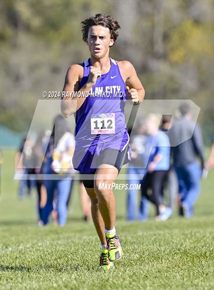 Thumbnail 1 in IHSAA Sectional 14 Terre Haute North Vigo Meet photogallery.
