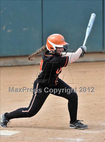Thumbnail 1 in Huntington Beach vs Irvine (Timberwolf Classic) photogallery.