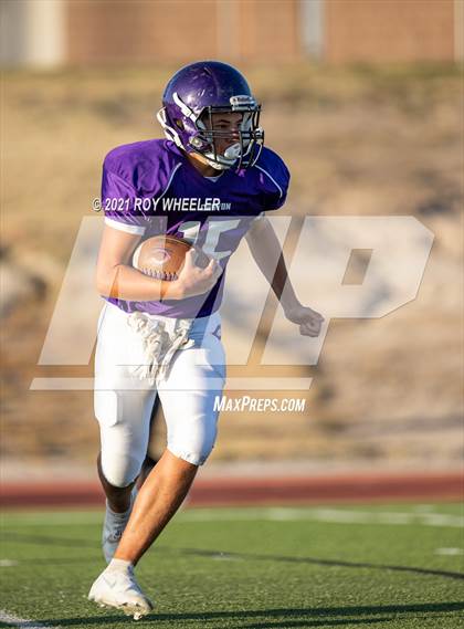 Thumbnail 2 in Pampa @ Canyon photogallery.