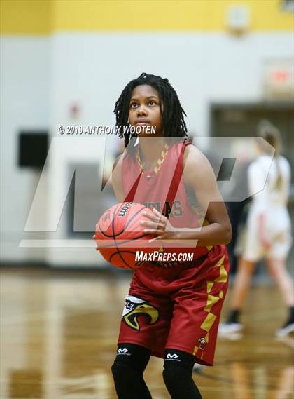 Thumbnail 2 in Gray's Creek vs. Douglas Byrd photogallery.
