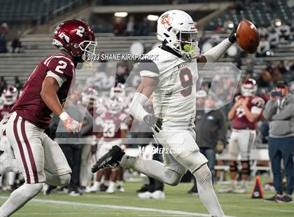 Thumbnail 3 in Red Oak vs Aledo ( 5A Div 1 Regional Semifinal) photogallery.