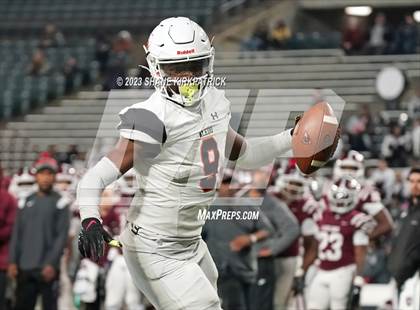 Thumbnail 1 in Red Oak vs Aledo ( 5A Div 1 Regional Semifinal) photogallery.
