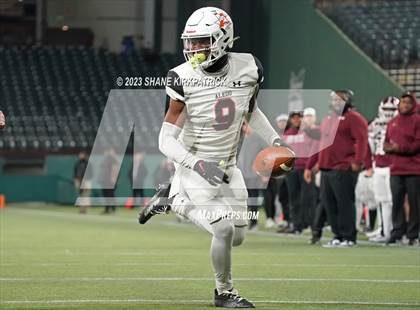 Thumbnail 3 in Red Oak vs Aledo ( 5A Div 1 Regional Semifinal) photogallery.