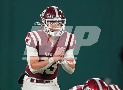 Thumbnail 1 in Red Oak vs Aledo ( 5A Div 1 Regional Semifinal) photogallery.