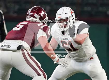 Thumbnail 2 in Red Oak vs Aledo ( 5A Div 1 Regional Semifinal) photogallery.