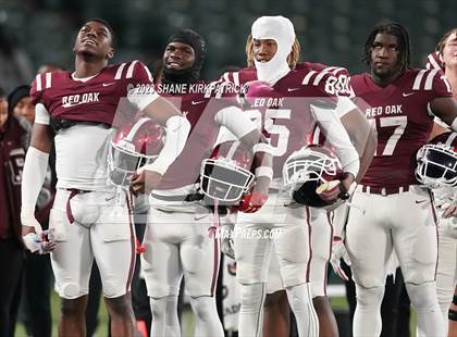 Thumbnail 1 in Red Oak vs Aledo ( 5A Div 1 Regional Semifinal) photogallery.