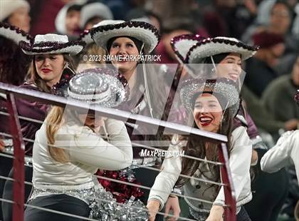 Thumbnail 2 in Red Oak vs Aledo ( 5A Div 1 Regional Semifinal) photogallery.