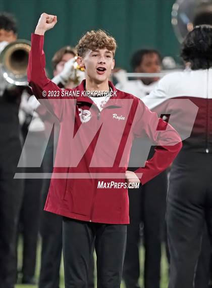 Thumbnail 3 in Red Oak vs Aledo ( 5A Div 1 Regional Semifinal) photogallery.