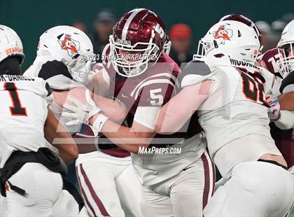 Thumbnail 2 in Red Oak vs Aledo ( 5A Div 1 Regional Semifinal) photogallery.