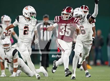 Thumbnail 2 in Red Oak vs Aledo ( 5A Div 1 Regional Semifinal) photogallery.