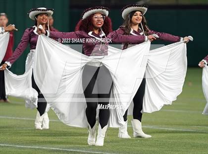 Thumbnail 2 in Red Oak vs Aledo ( 5A Div 1 Regional Semifinal) photogallery.