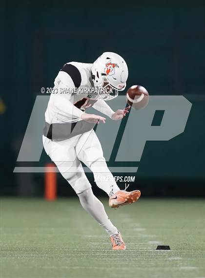 Thumbnail 3 in Red Oak vs Aledo ( 5A Div 1 Regional Semifinal) photogallery.
