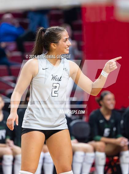 Thumbnail 1 in Lincoln Southwest vs. Millard West (NSAA Class A Quarterfinal) photogallery.